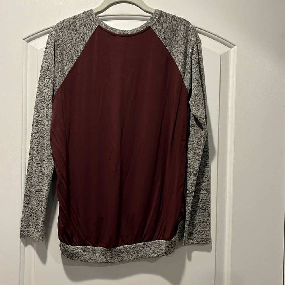 Kut from the Kloth long sleeved mixed media top small - Picture 3 of 4